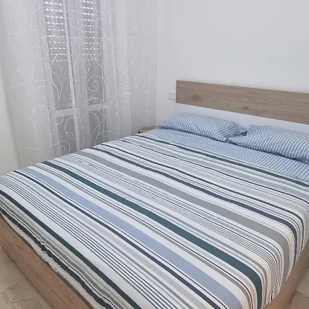 Casaballi - Bilocale Metro M3 17min Duomo Apartment *